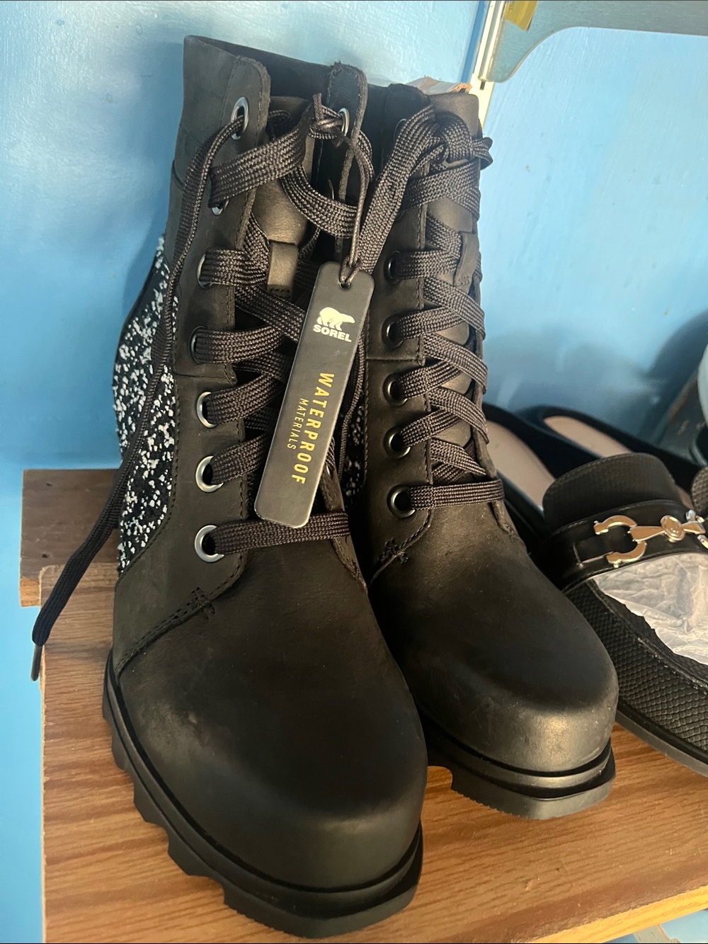 Sorel Black Lace-Up Waterproof Women's Boots with Patterned Heel